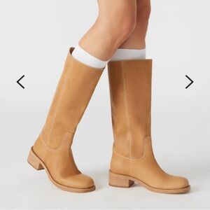 Steve Madden Riggs Banana Leather Boots